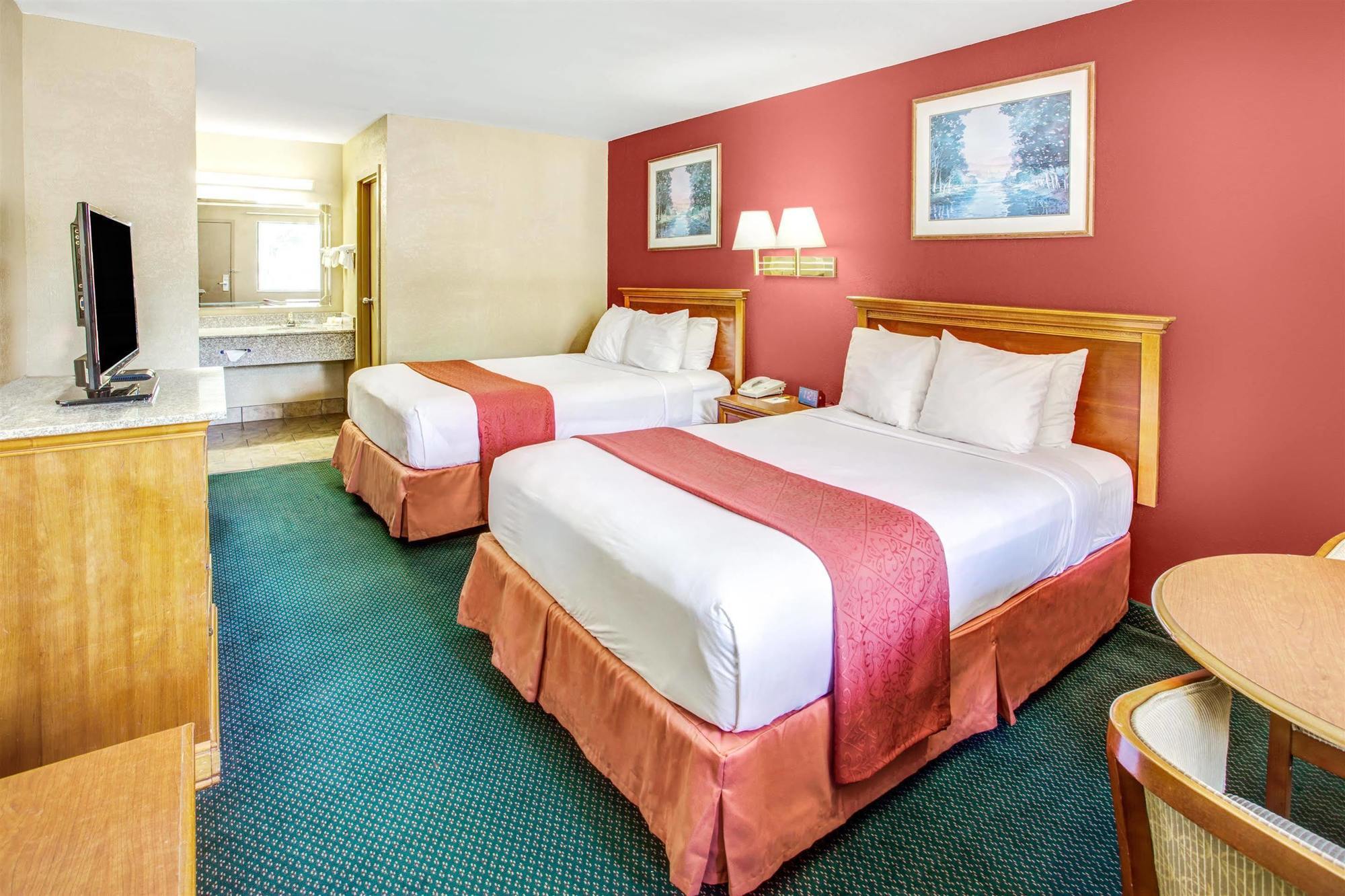 Days Inn By Wyndham Kennesaw Kültér fotó